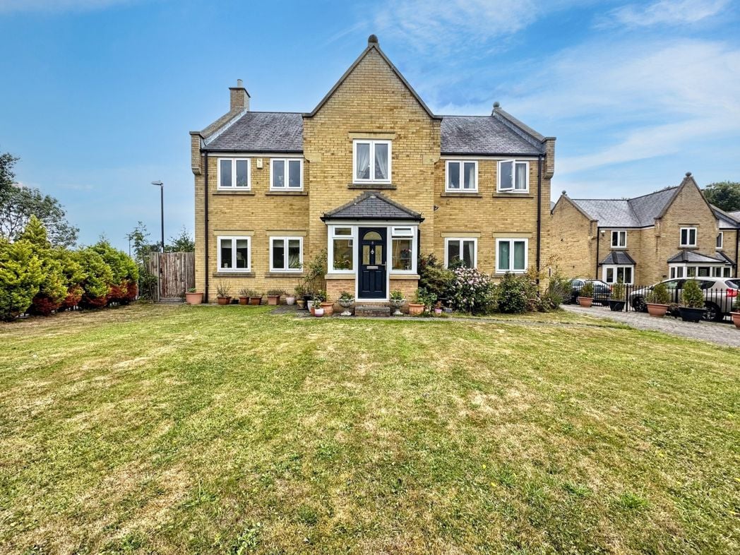 Property image 1 of 31