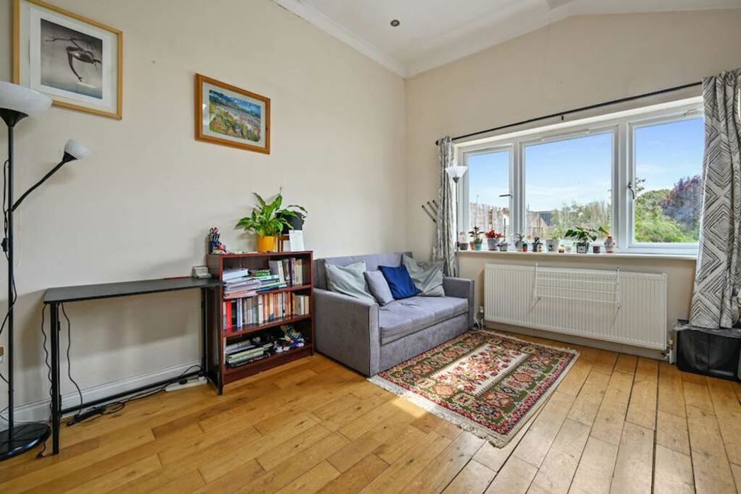 Property image 1 of 11