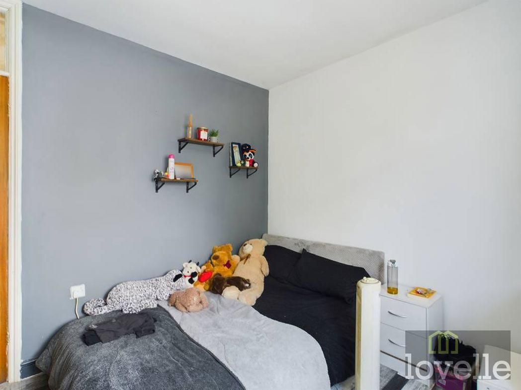 Property image 11 of 20