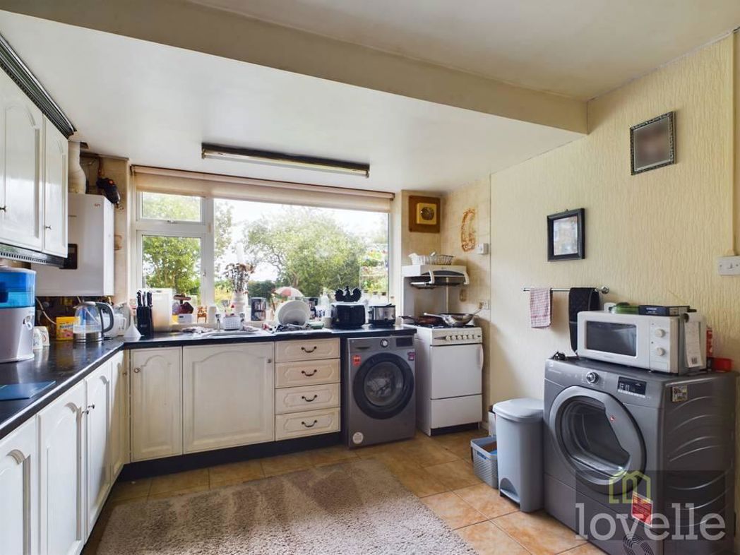 Property image 5 of 20