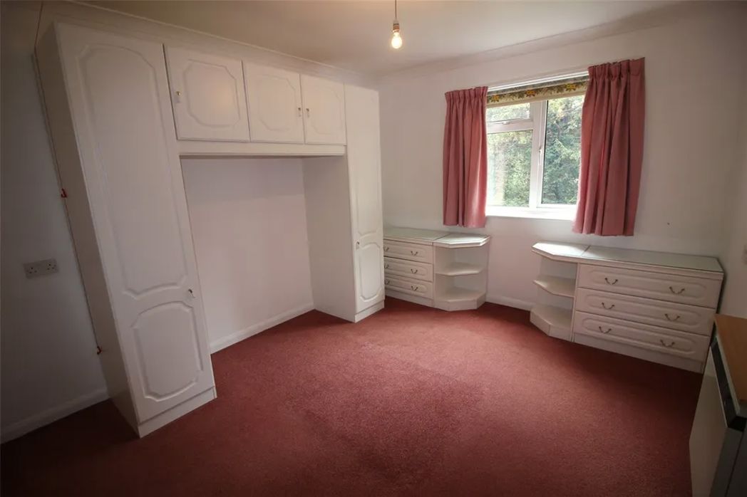 Property image 2 of 6