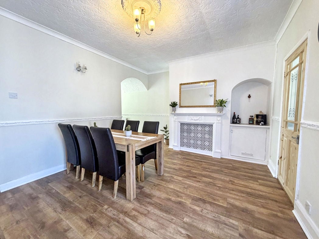 Property image 8 of 21