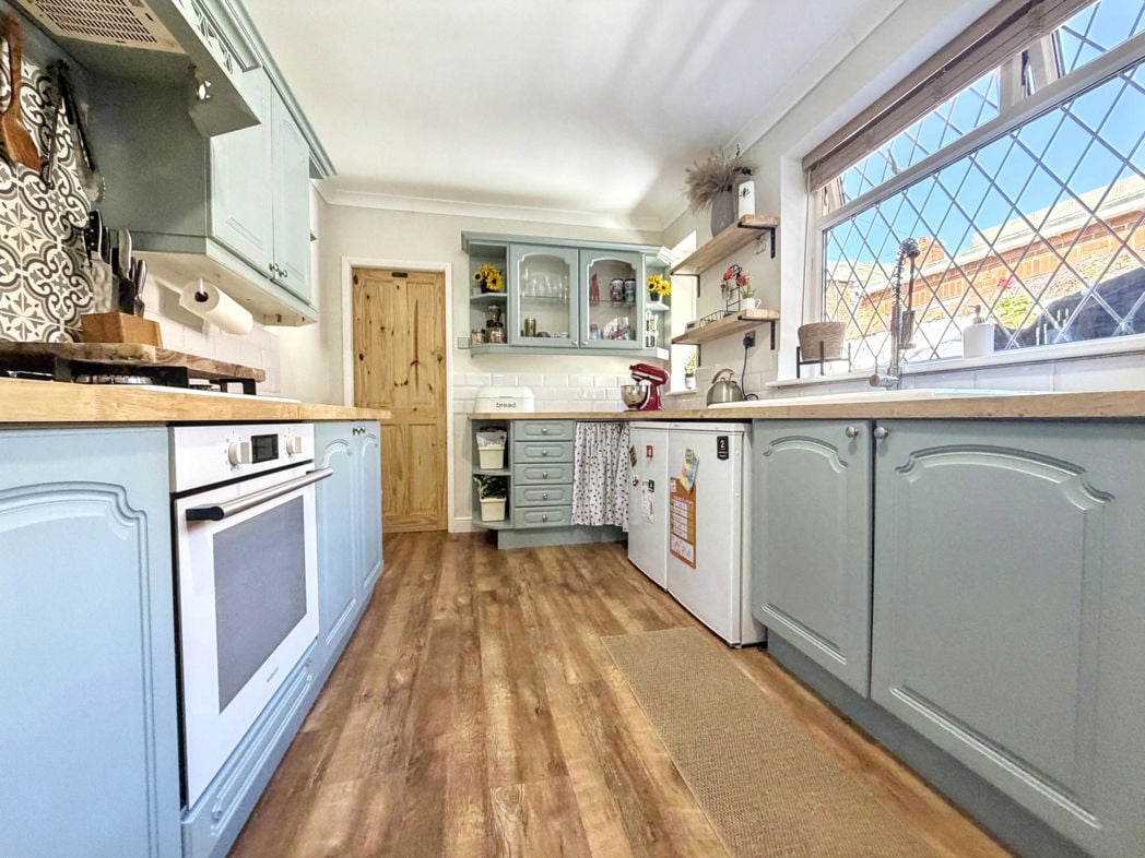Property image 10 of 21