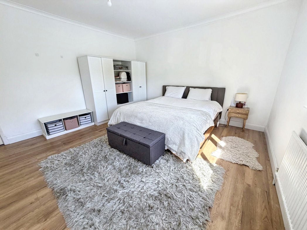 Property image 14 of 21