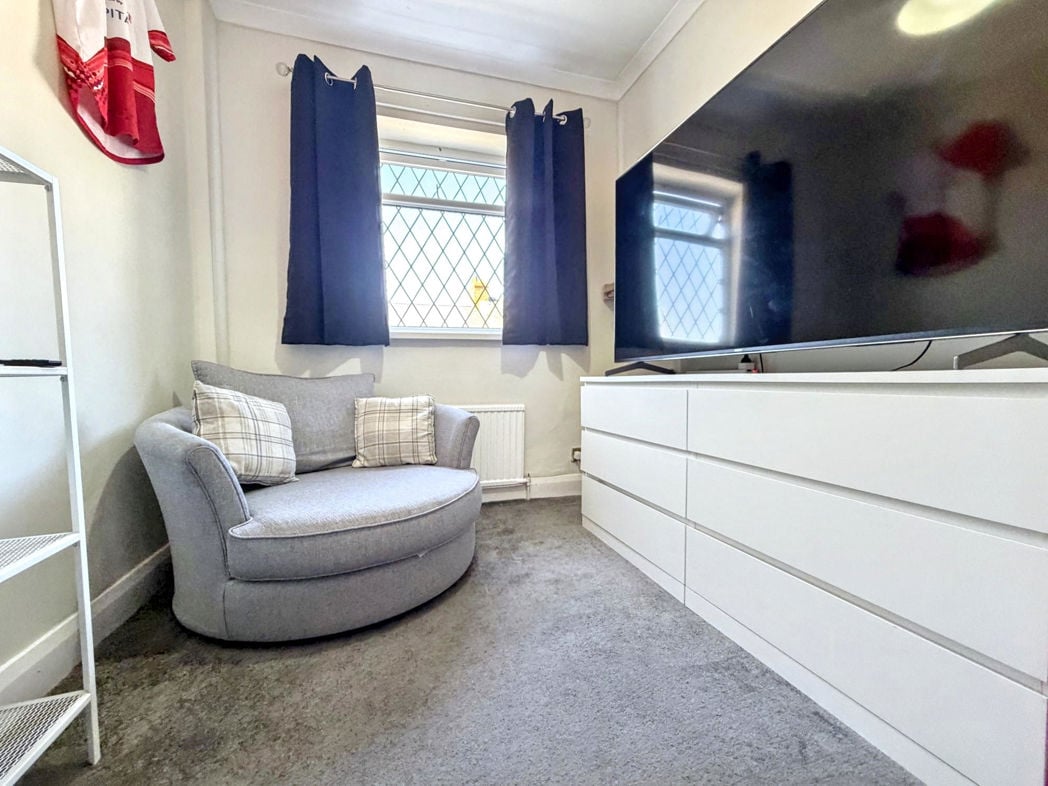 Property image 18 of 21