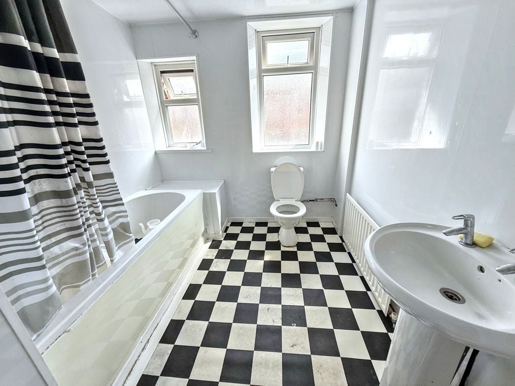 Property image 7 of 10