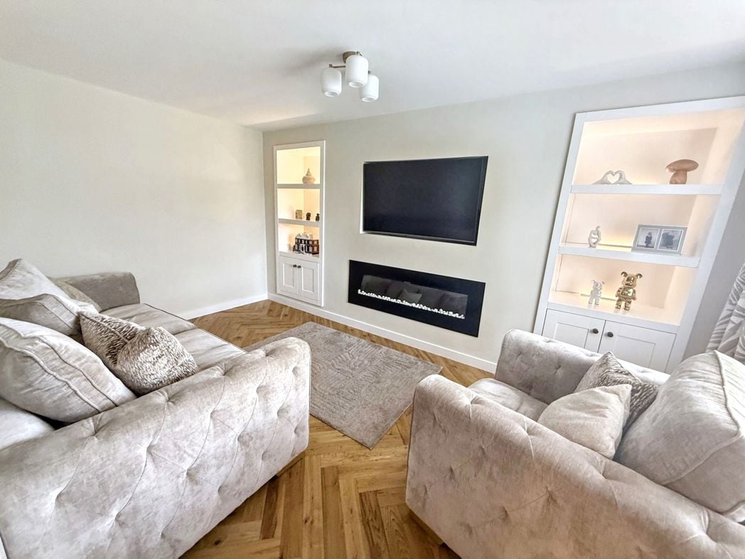 Property image 3 of 22