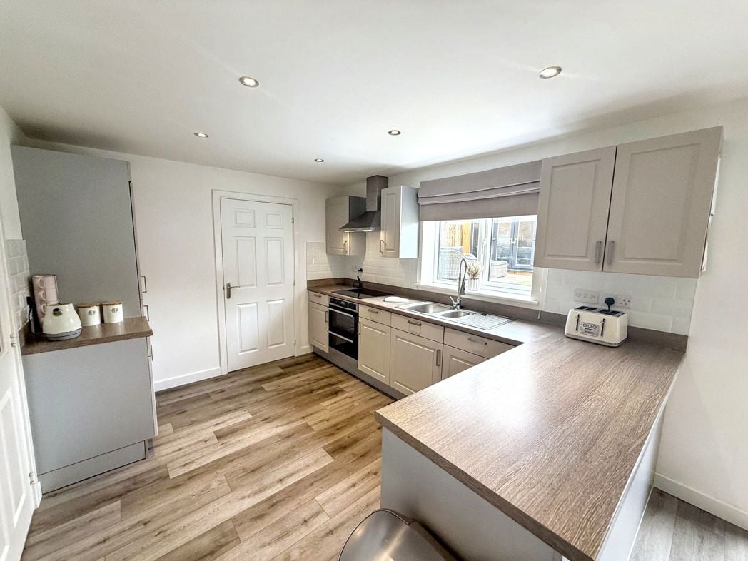 Property image 7 of 22