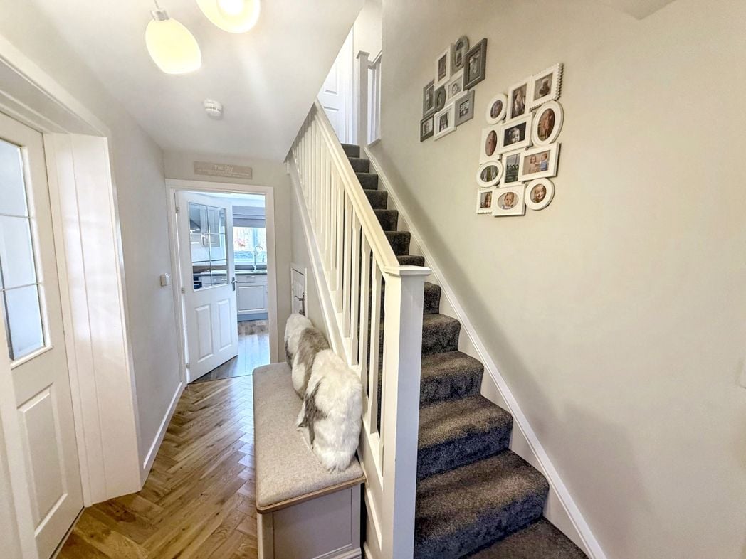 Property image 11 of 22