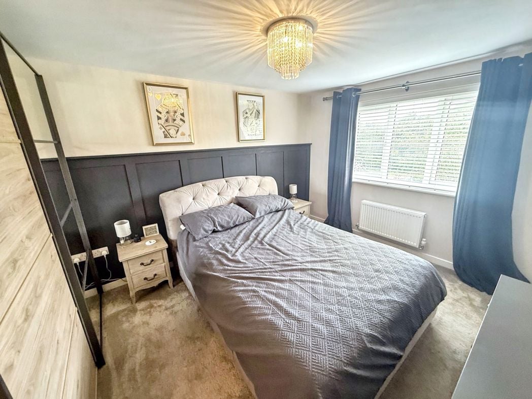 Property image 12 of 22