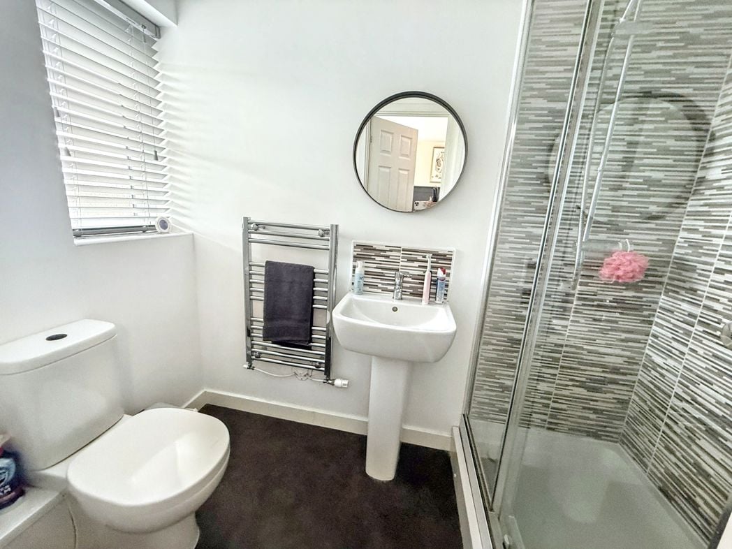 Property image 13 of 22