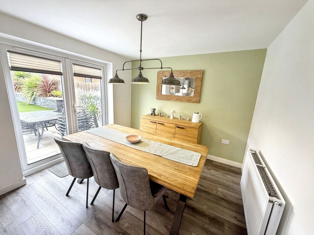 Property image 6 of 22