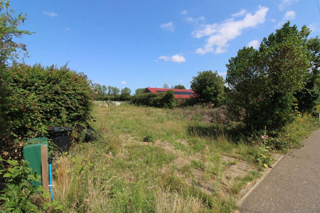 Property image 3 of 11