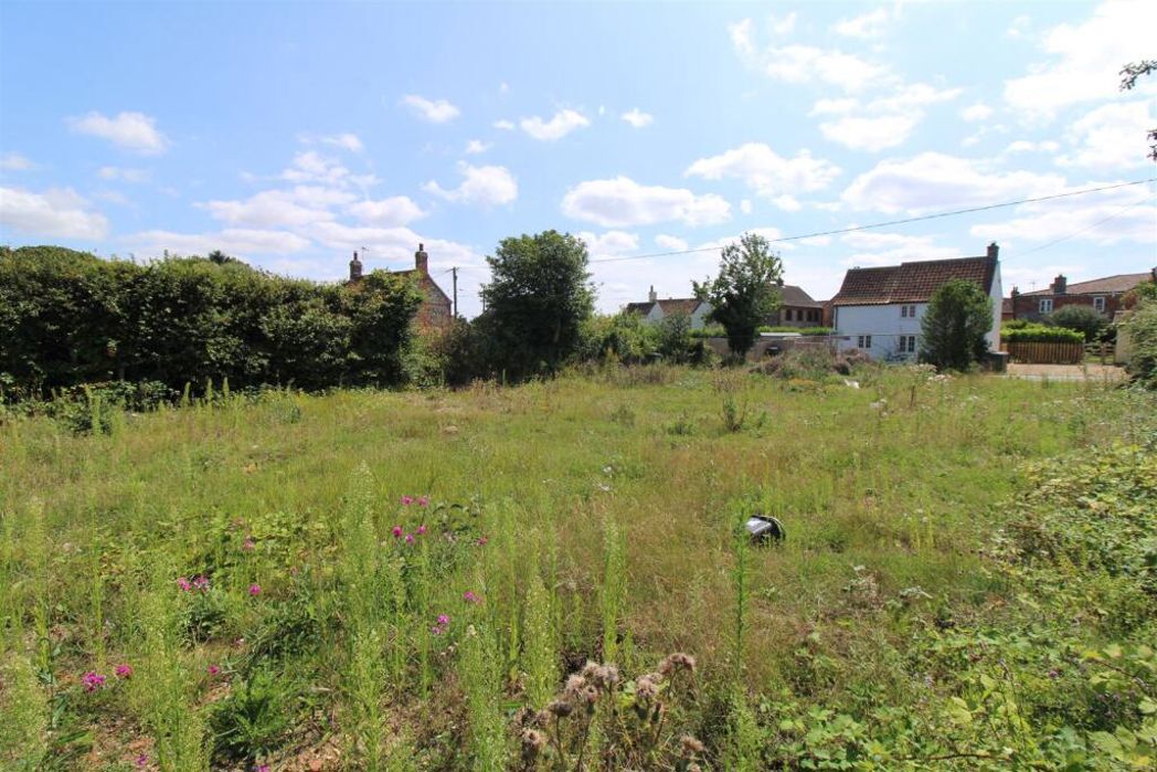 Property image 5 of 11