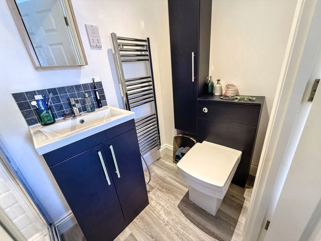 Property image 15 of 23