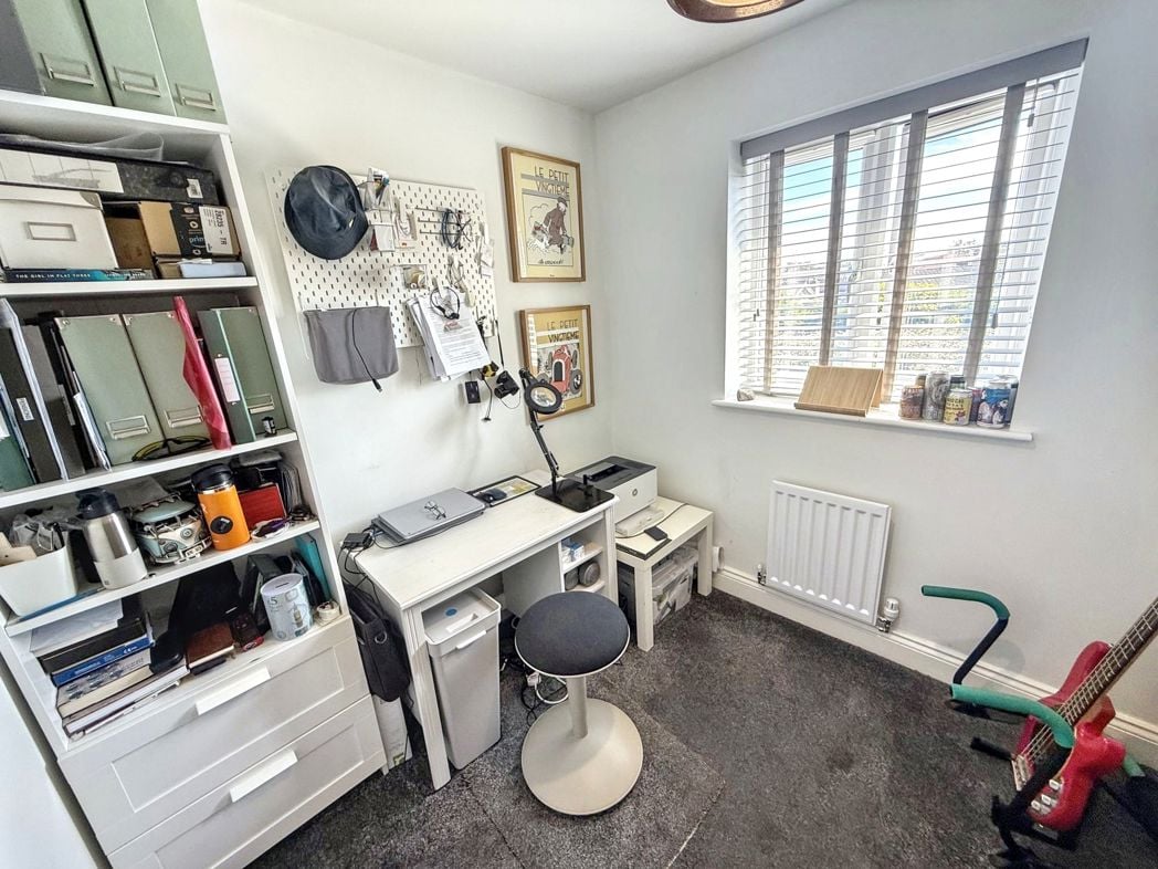 Property image 18 of 23