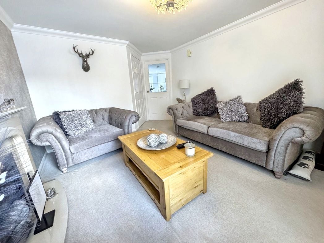 Property image 4 of 24