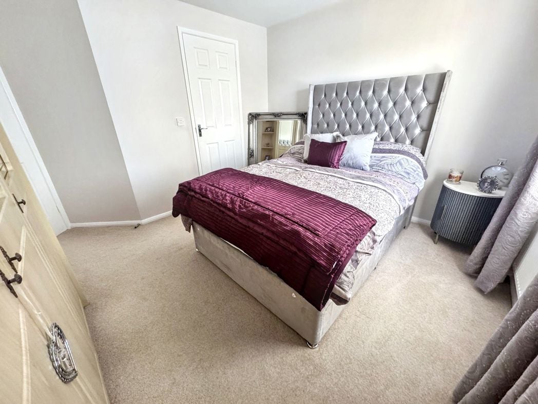 Property image 14 of 24