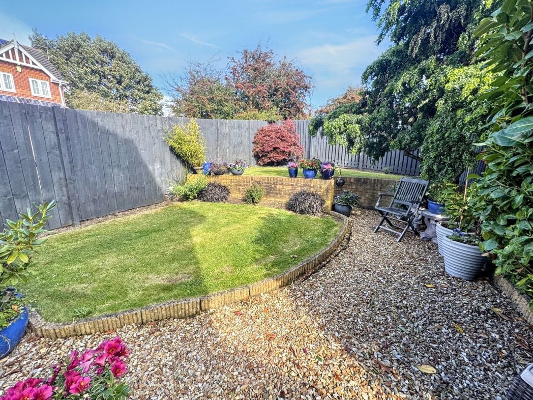 Property image 23 of 24