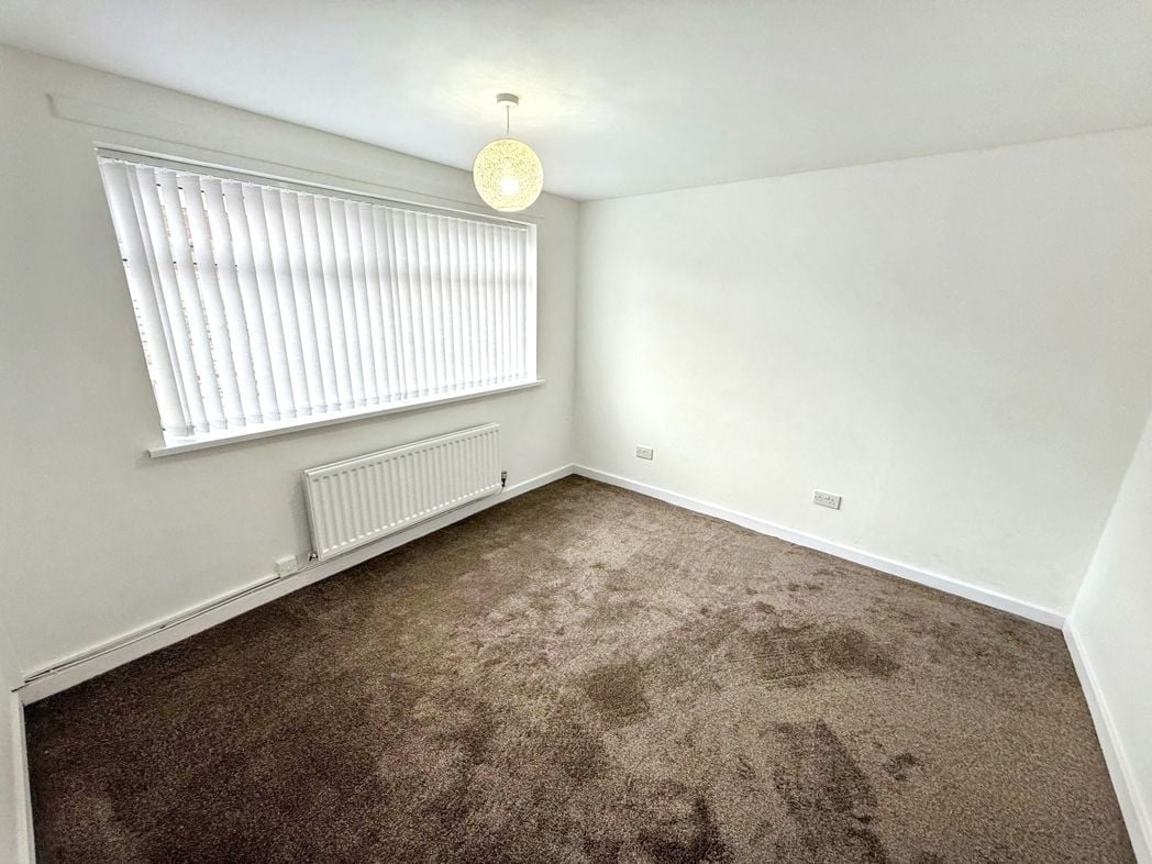 Property image 7 of 9