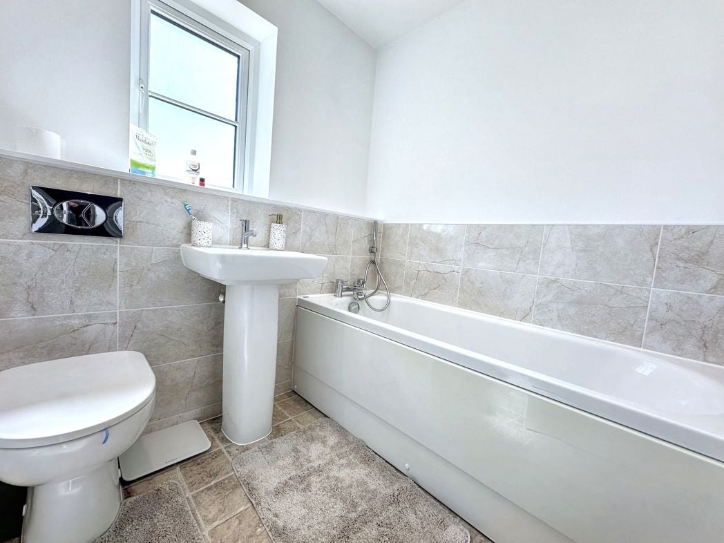 Property image 12 of 15