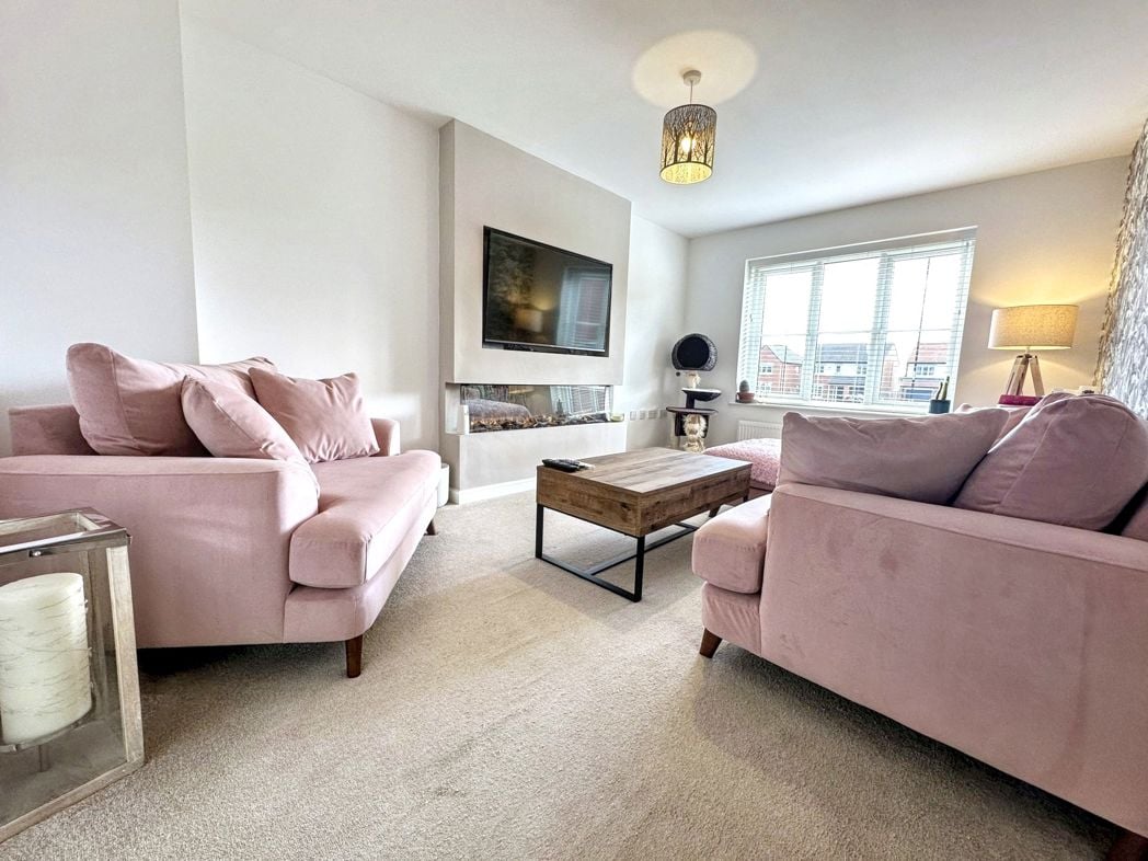 Property image 3 of 15