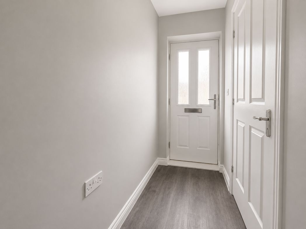 Property image 2 of 11