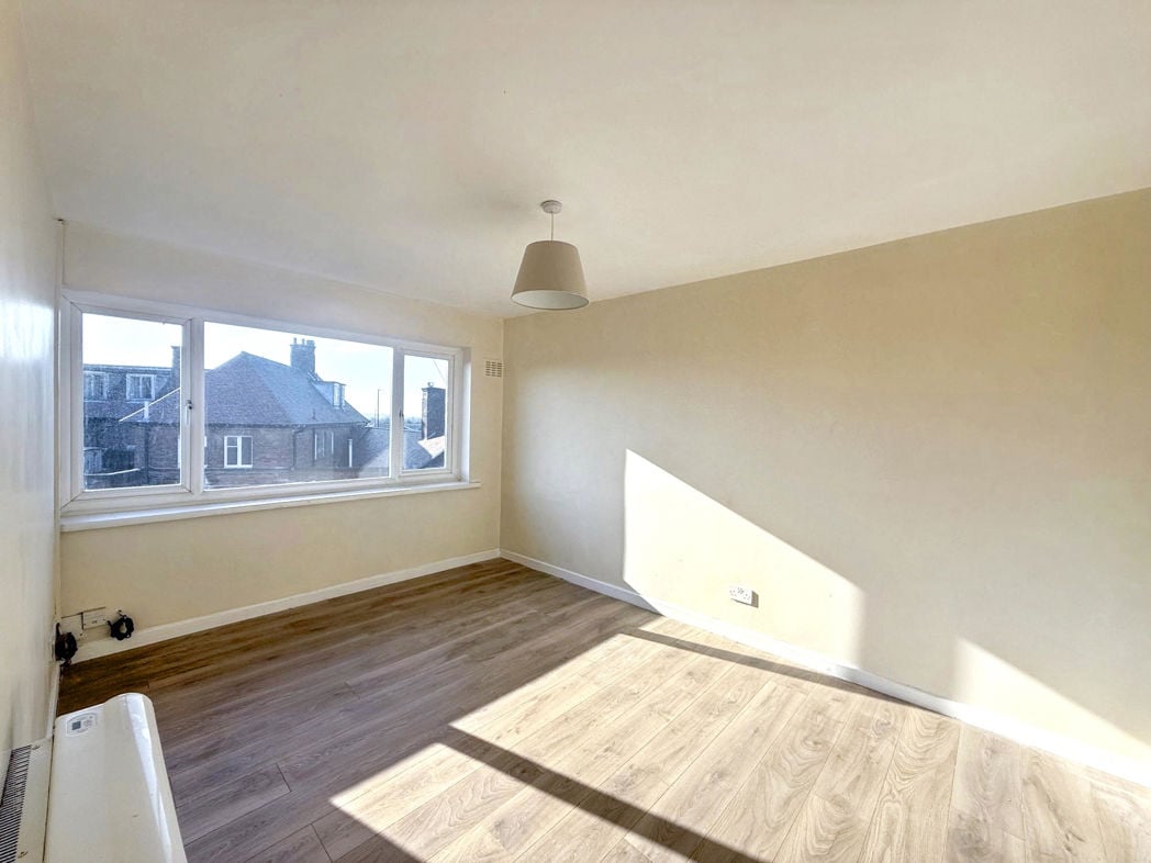 Property image 2 of 5