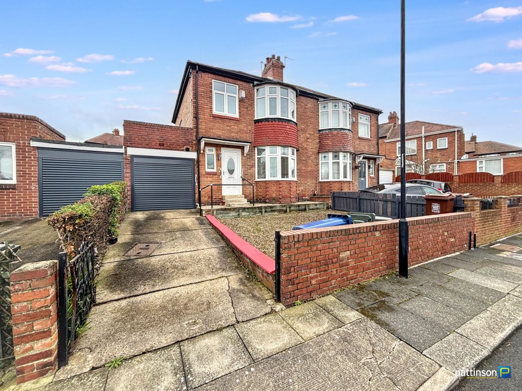 Property image 2 of 16