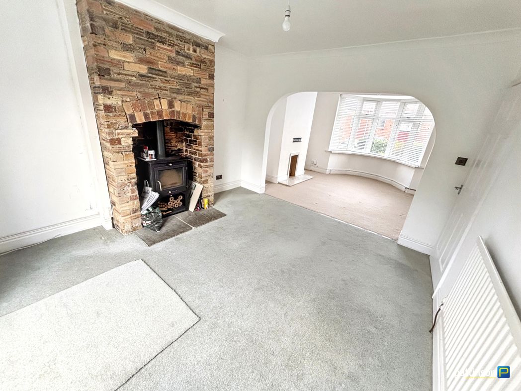 Property image 5 of 16