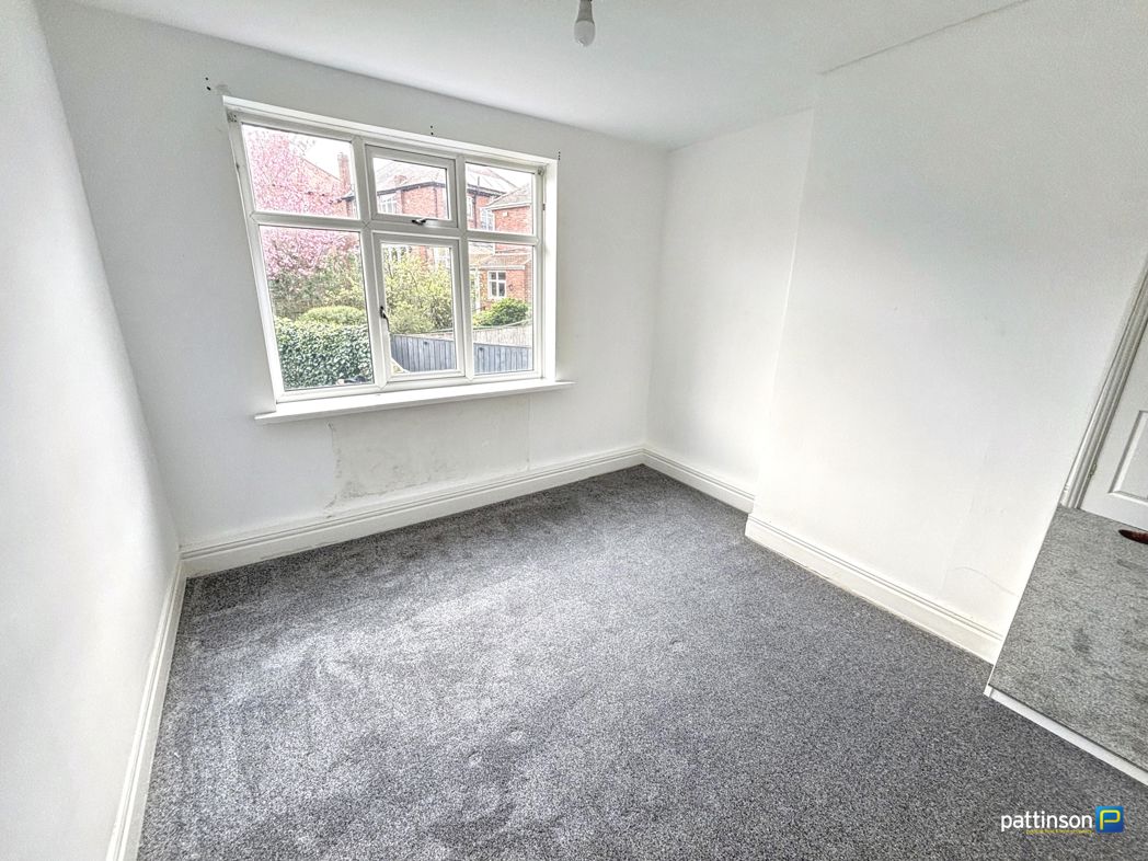 Property image 8 of 16