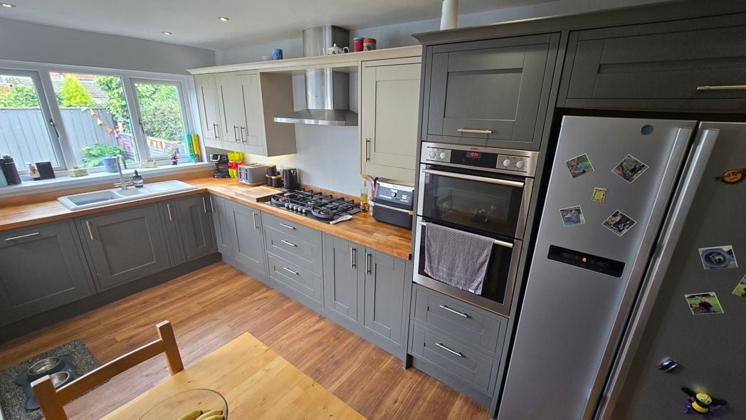 Property image 3 of 25