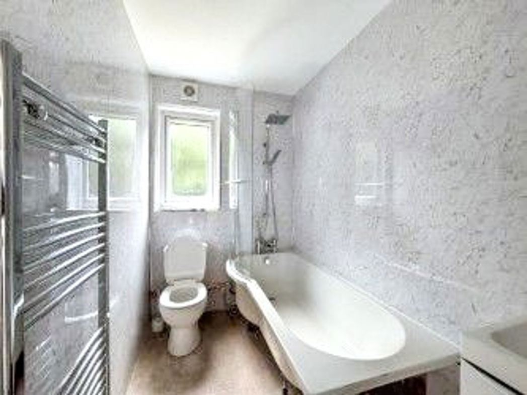 Property image 4 of 7