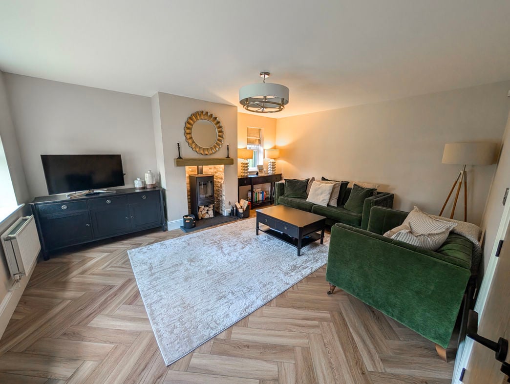 Property image 4 of 25