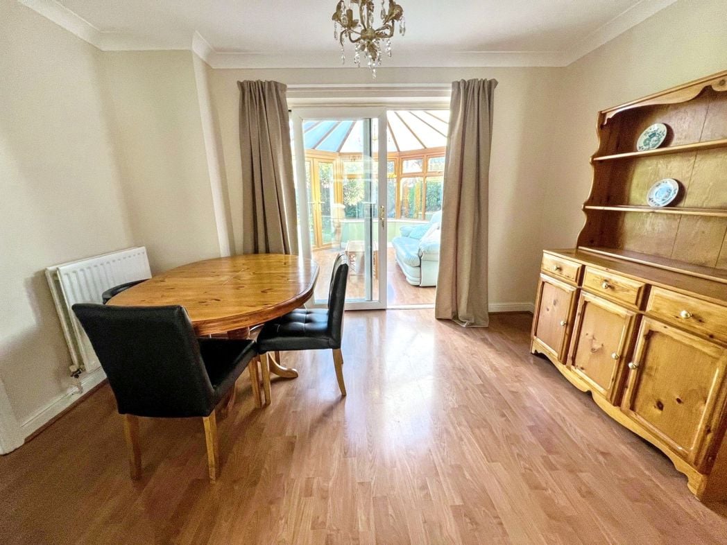 Property image 4 of 16