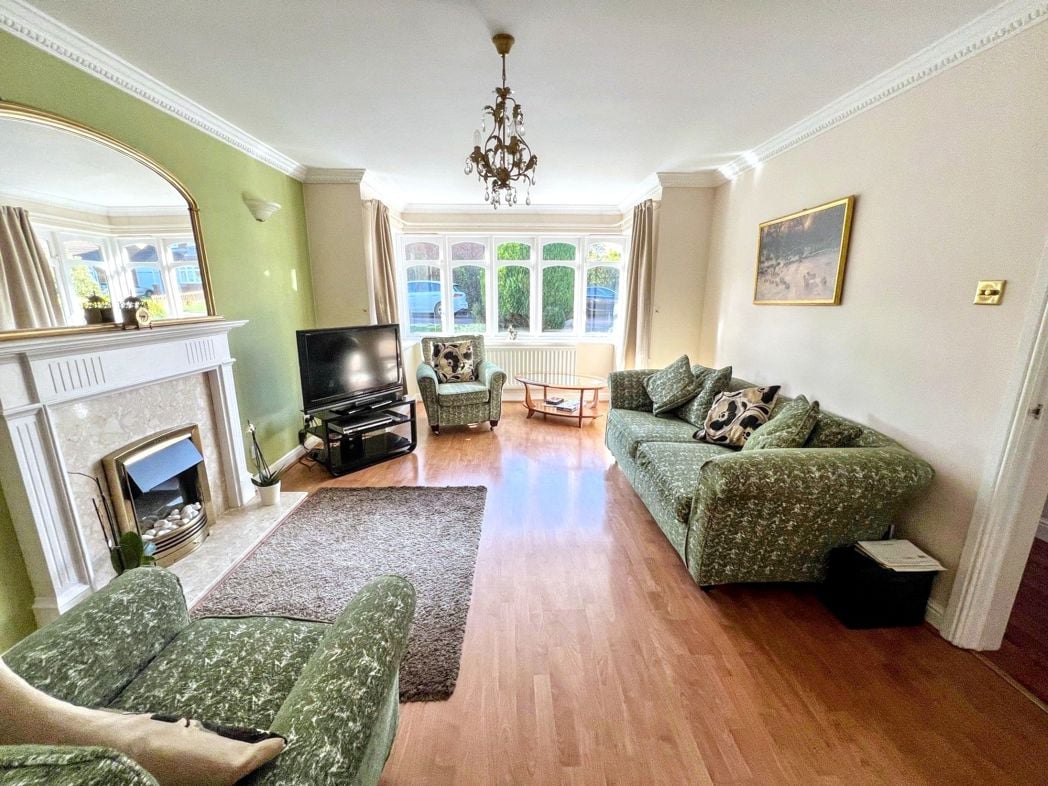 Property image 5 of 16