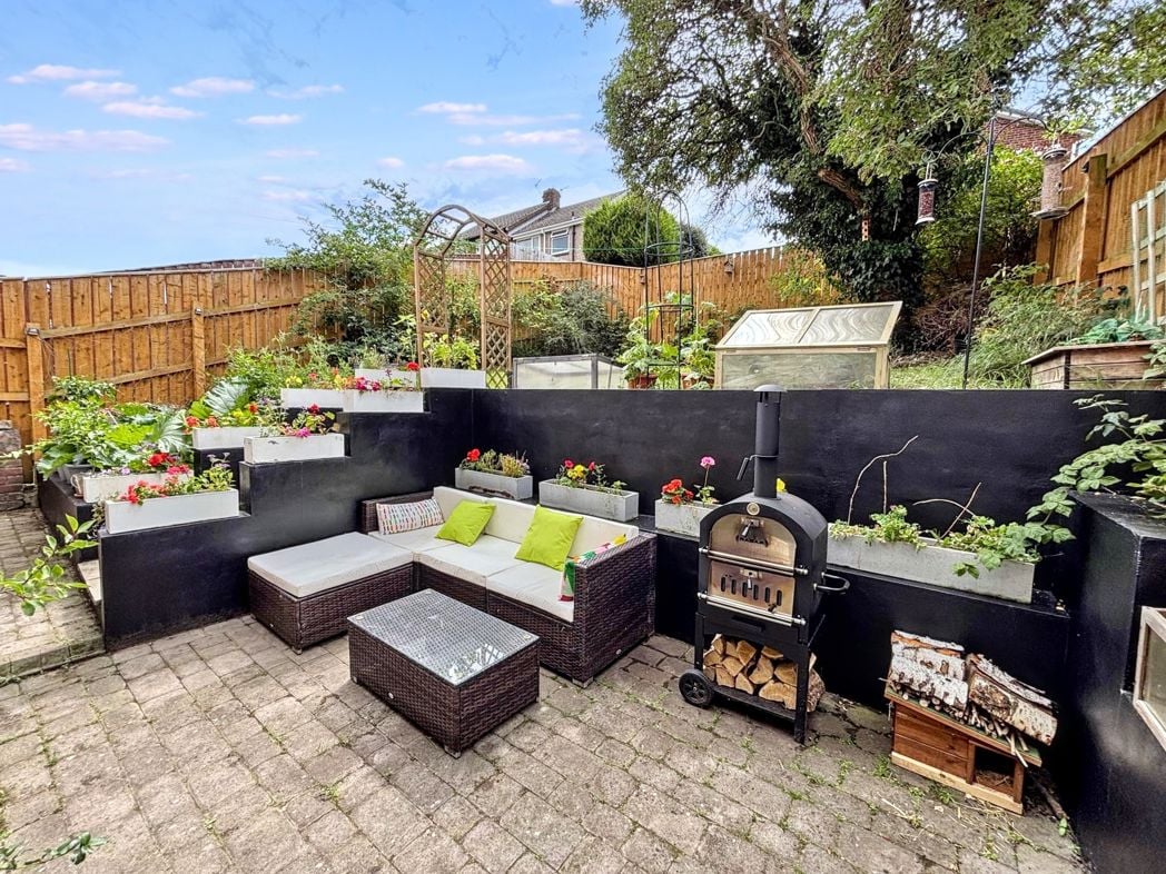 Property image 12 of 14