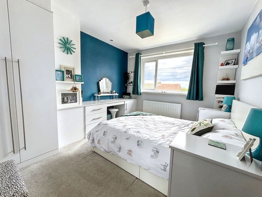 Property image 8 of 14