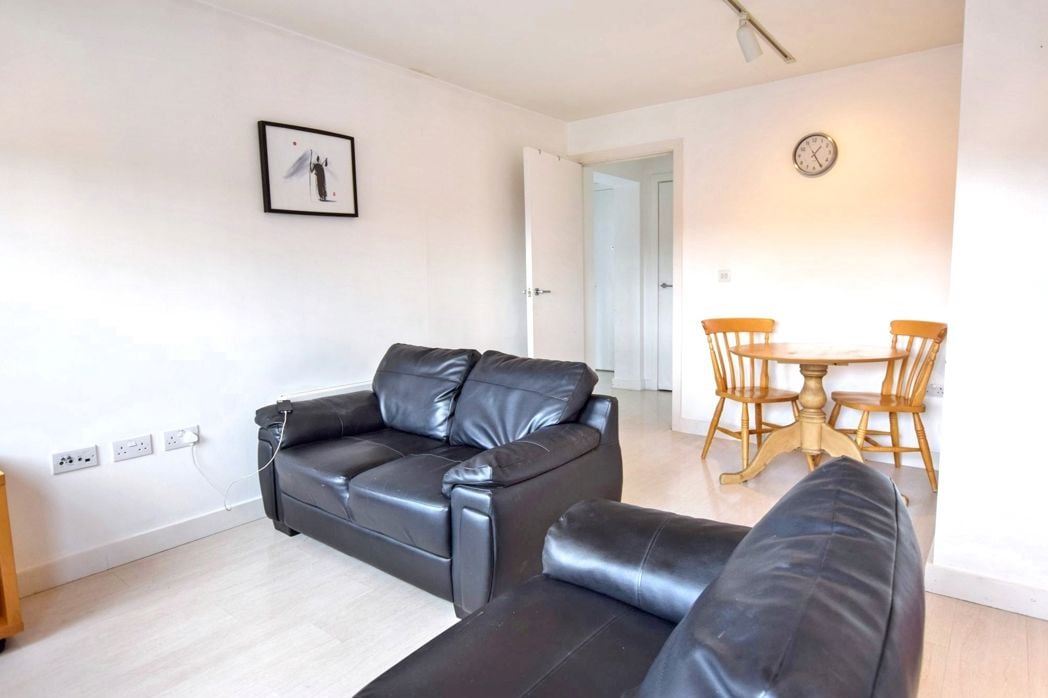 Property image 3 of 10