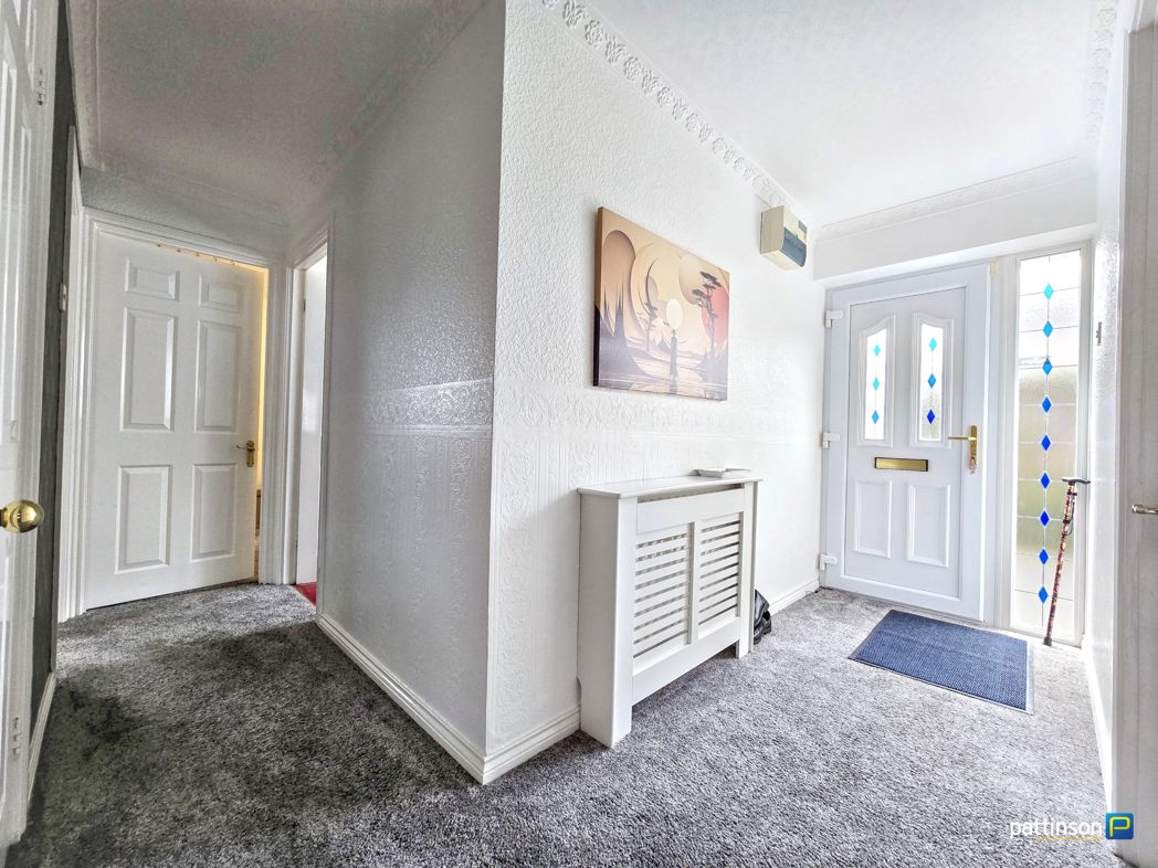 Property image 10 of 28