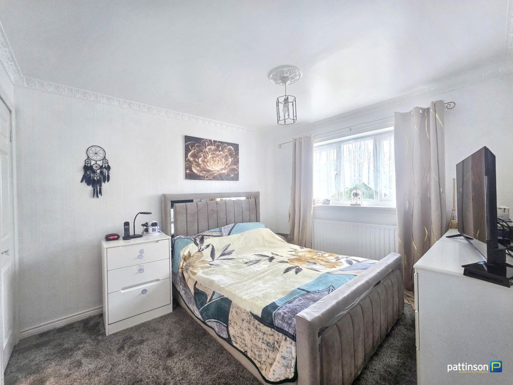 Property image 15 of 28