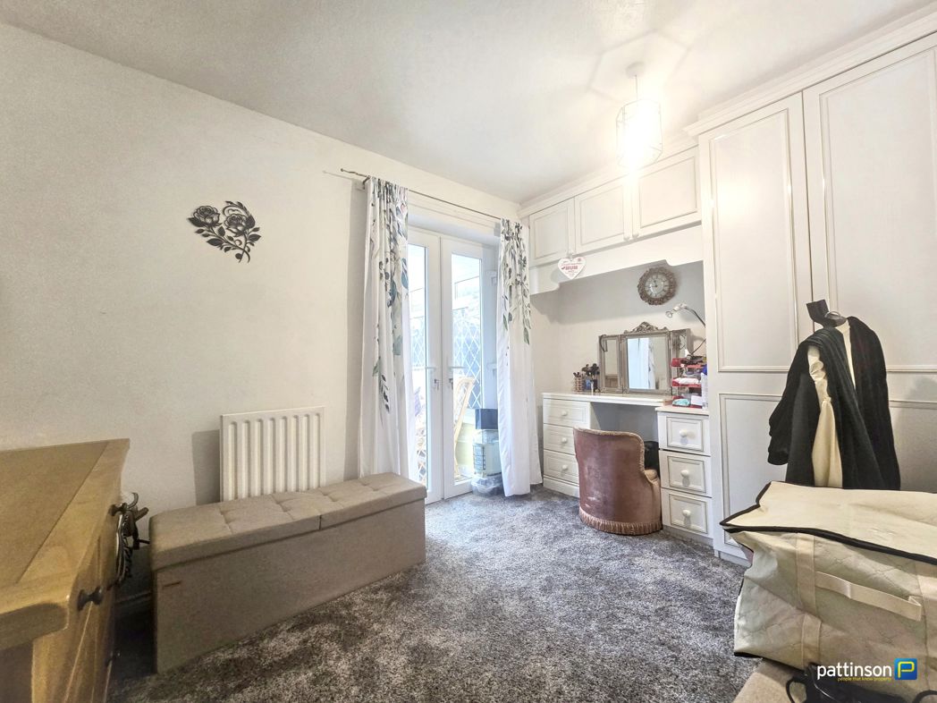 Property image 21 of 28