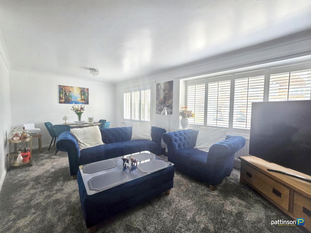 Property image 3 of 28