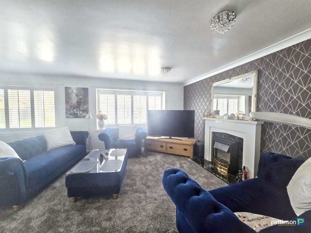 Property image 11 of 28