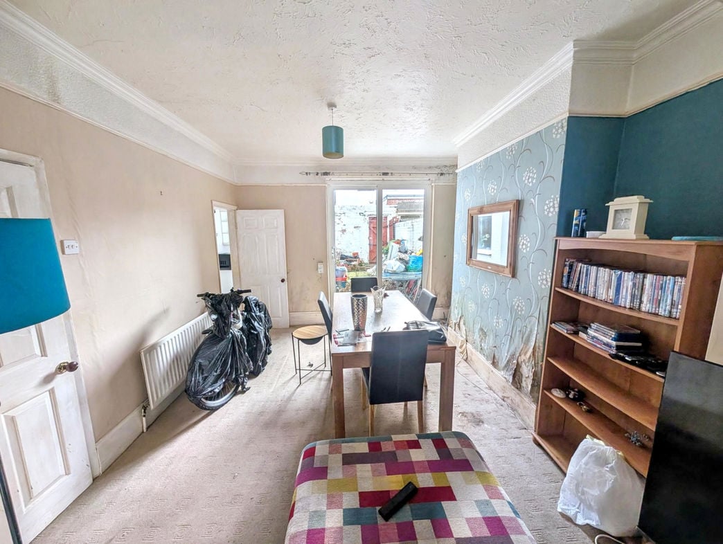 Property image 3 of 8