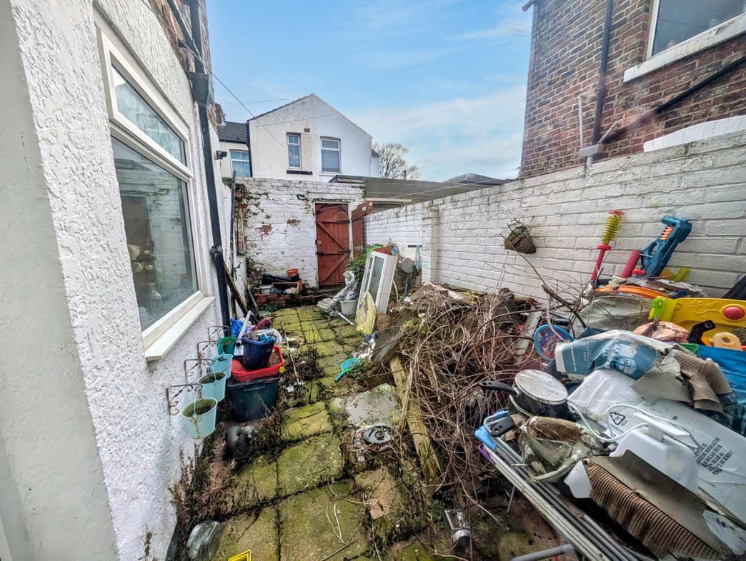 Property image 5 of 8