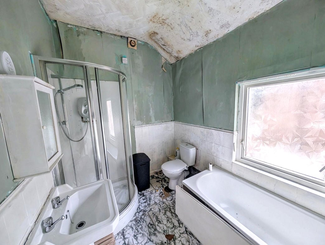 Property image 7 of 8