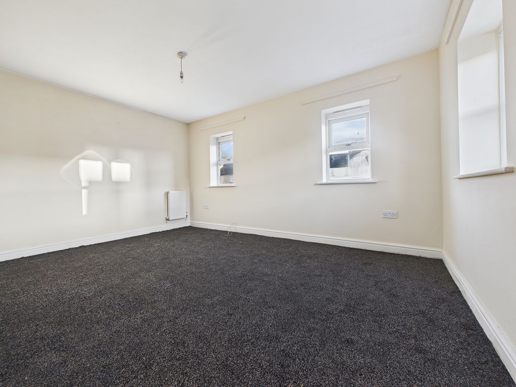 Property image 6 of 14