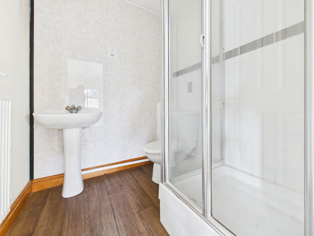 Property image 11 of 14
