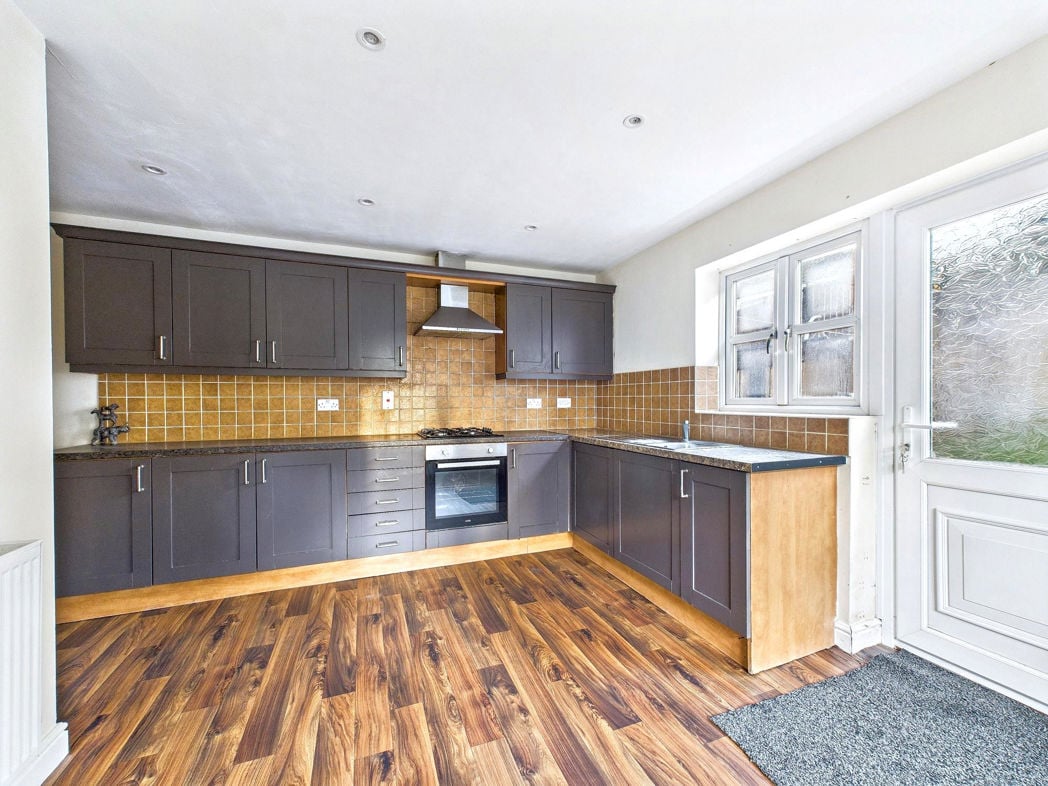 Property image 2 of 14